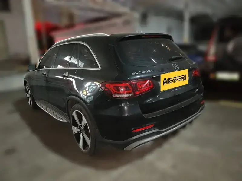 2022 Mercedes-Benz GLC с пробегом 69 400 км