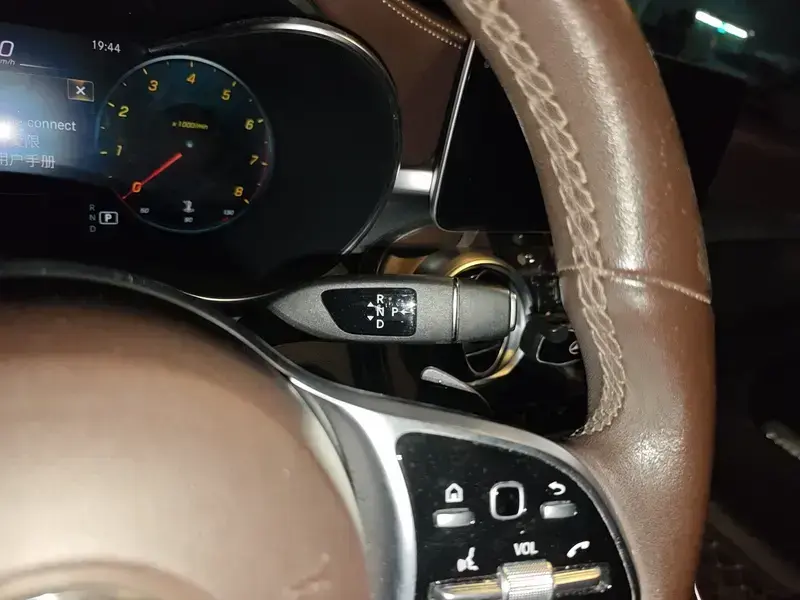 2022 Mercedes-Benz GLC с пробегом 69 400 км