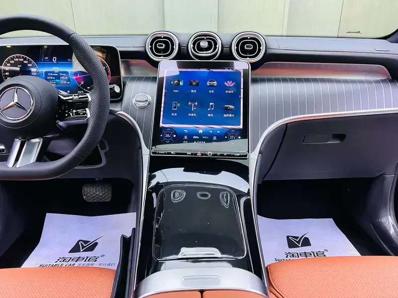2023 Mercedes-Benz GLC с пробегом 30 000 км
