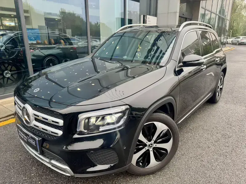 2023 Mercedes-Benz GLB с пробегом 21 000 км