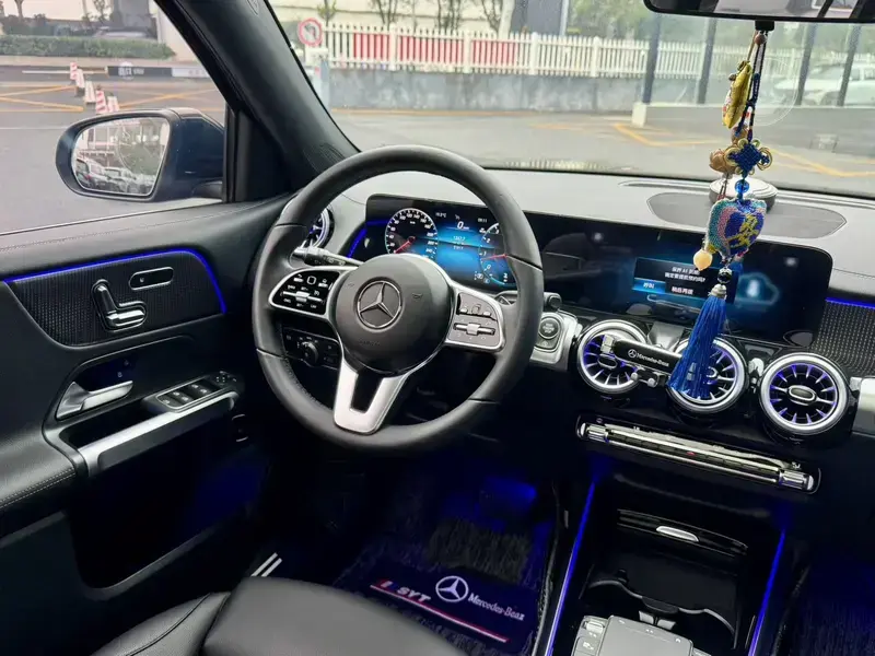 2023 Mercedes-Benz GLB с пробегом 21 000 км