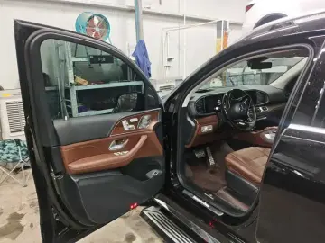 2024 Mercedes-Benz GLS с пробегом 15 000 км