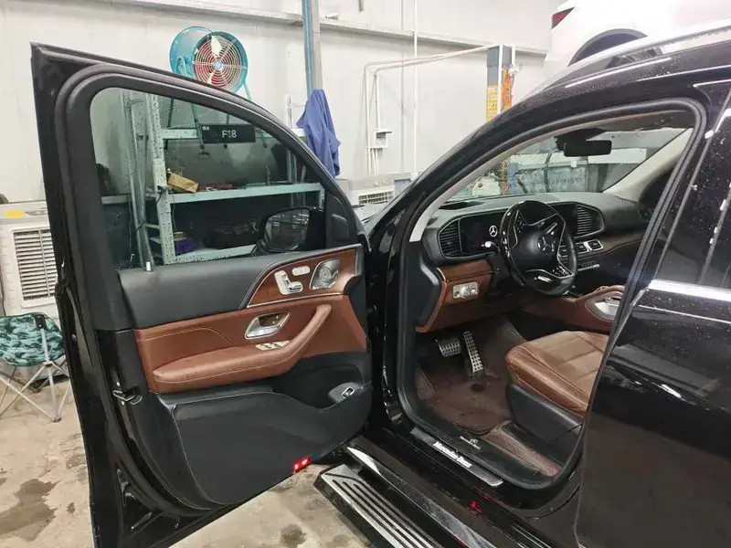 2024 Mercedes-Benz GLS с пробегом 15 000 км