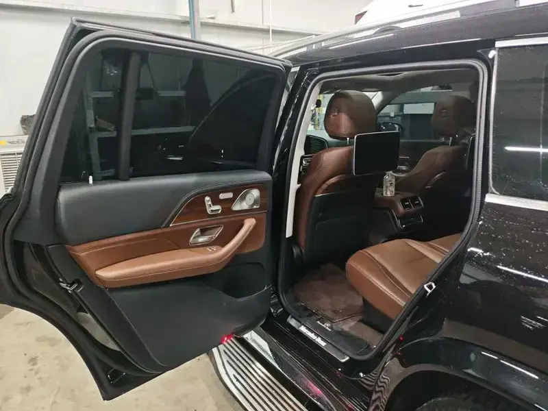 2024 Mercedes-Benz GLS с пробегом 15 000 км