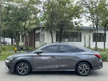 2022 MG 5 с пробегом 40 000 км