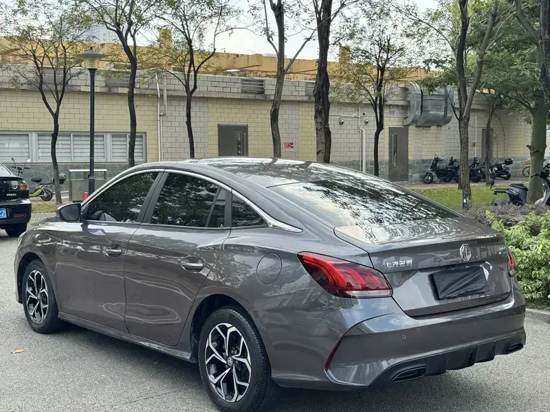 2022 MG 5 с пробегом 40 000 км