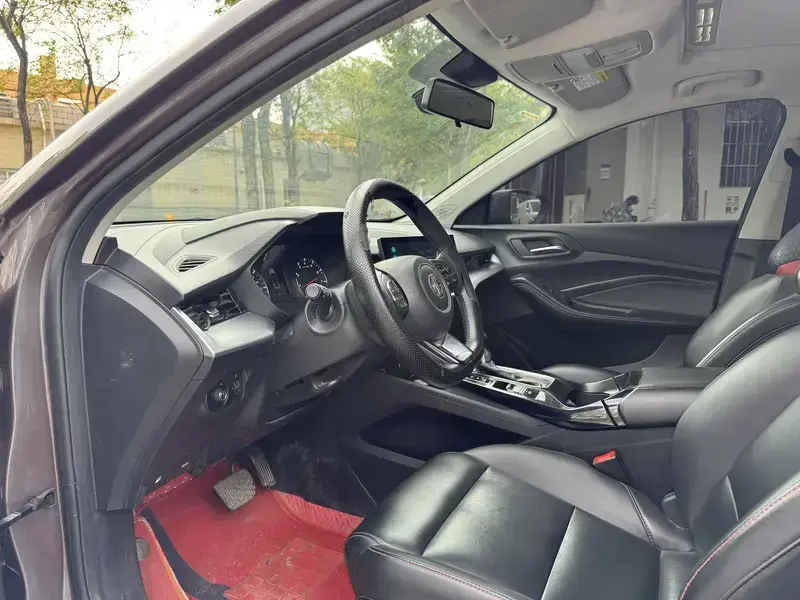 2022 MG 5 с пробегом 40 000 км