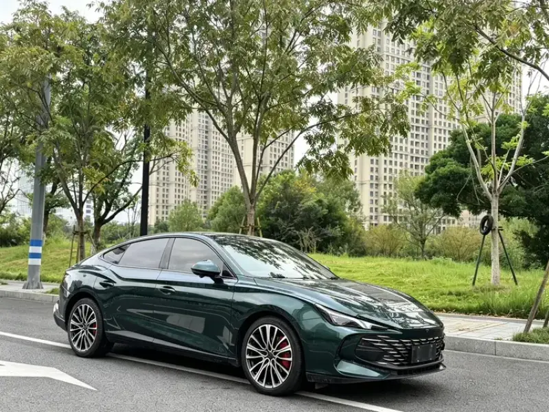 2023 MG 7 с пробегом 10 000 км