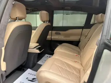 2024 Nio ET7 с пробегом 73 000 км