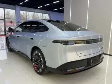 2025 Nissan N7 с пробегом 9 000 км