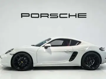 2023 Porsche 718 Spyder с пробегом 50 200 км