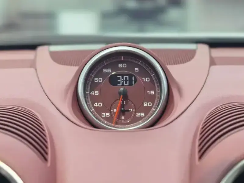 2023 Porsche 718 Spyder с пробегом 50 200 км