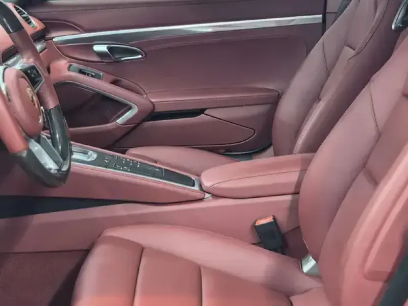 2023 Porsche 718 Spyder с пробегом 50 200 км