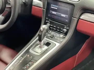 2020 Porsche 718 Spyder с пробегом 87 000 км