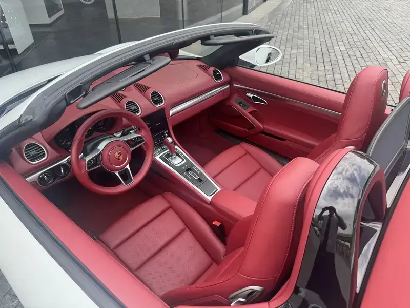 2022 Porsche 718 Spyder с пробегом 25 300 км