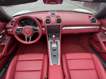 2022 Porsche 718 Spyder с пробегом 25 300 км