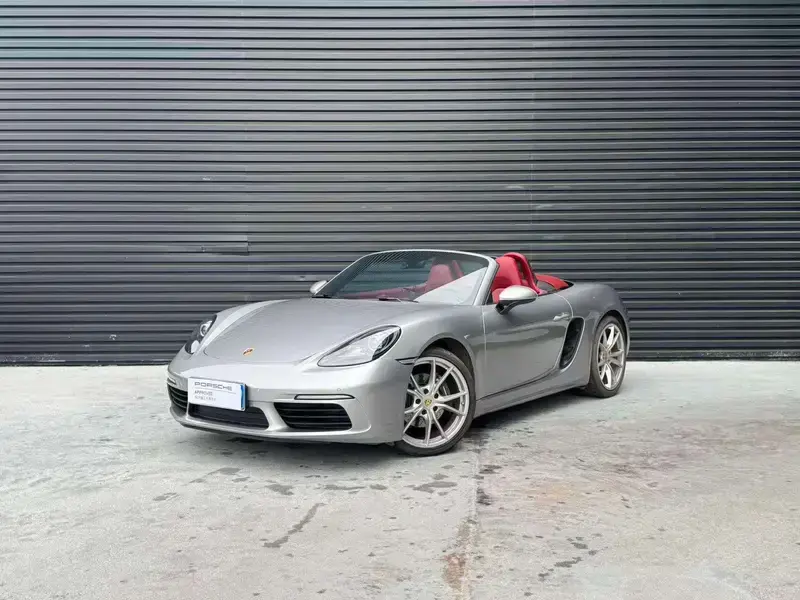 2023 Porsche 718 Spyder с пробегом 16 000 км