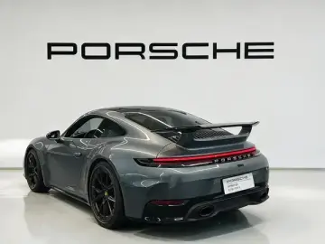2025 Porsche 911 с пробегом 9 400 км