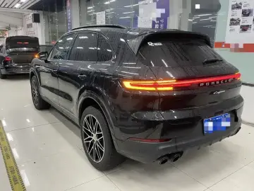 2024 Porsche Cayenne с пробегом 44 000 км