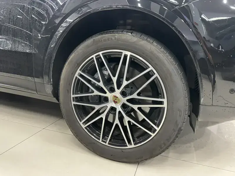 2024 Porsche Cayenne с пробегом 44 000 км