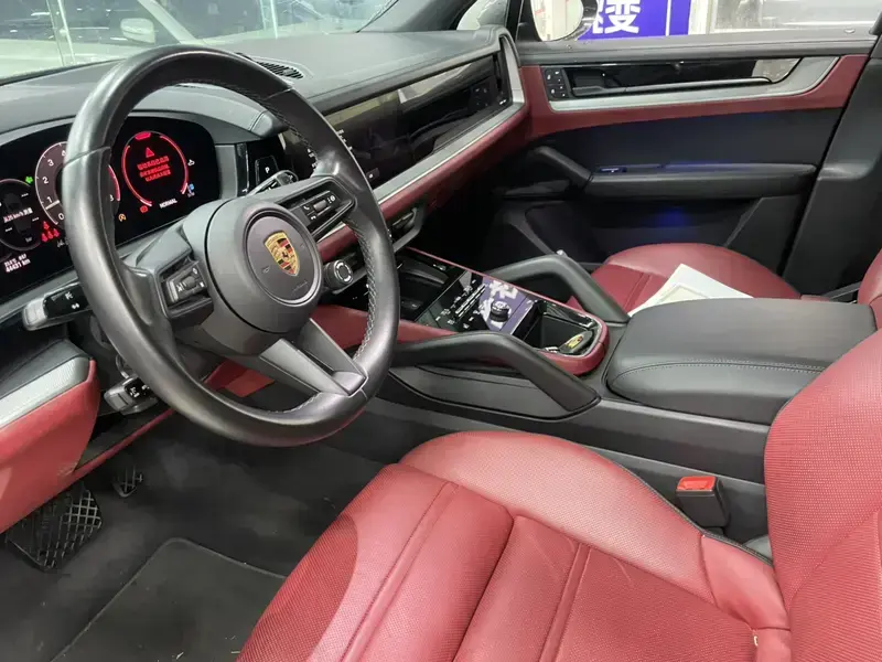 2024 Porsche Cayenne с пробегом 44 000 км