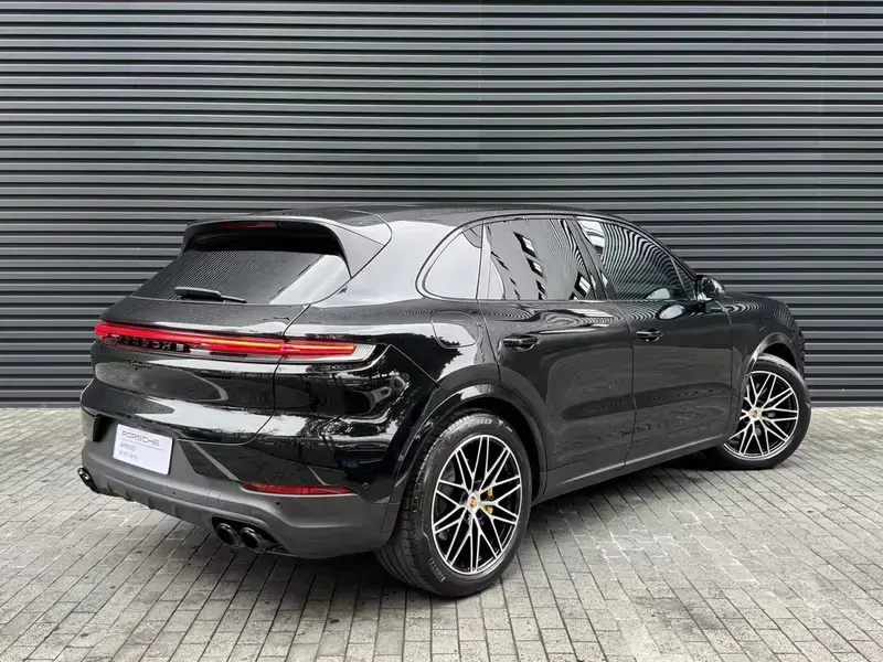 2025 Porsche Cayenne с пробегом 14 200 км