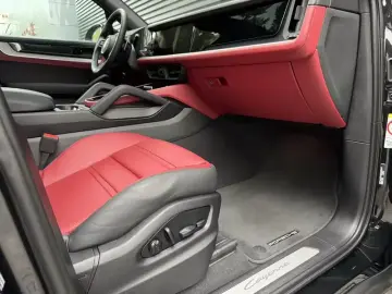 2025 Porsche Cayenne с пробегом 14 200 км