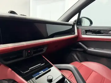 2024 Porsche Cayenne с пробегом 41 000 км