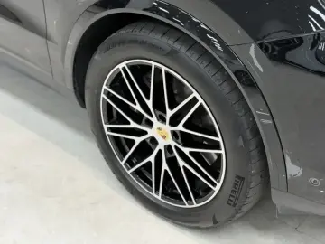 2024 Porsche Cayenne с пробегом 41 000 км