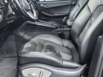 2021 Porsche Macan с пробегом 66 200 км