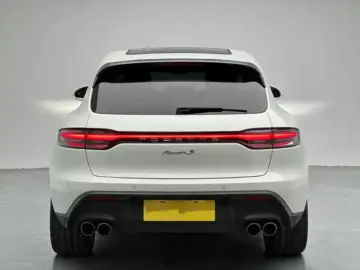 2023 Porsche Macan с пробегом 71 000 км