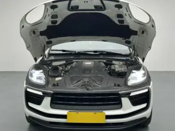 2023 Porsche Macan с пробегом 71 000 км