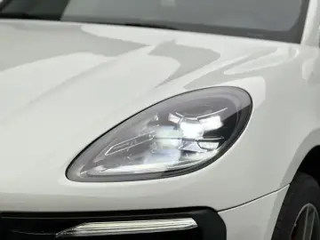 2023 Porsche Macan с пробегом 71 000 км