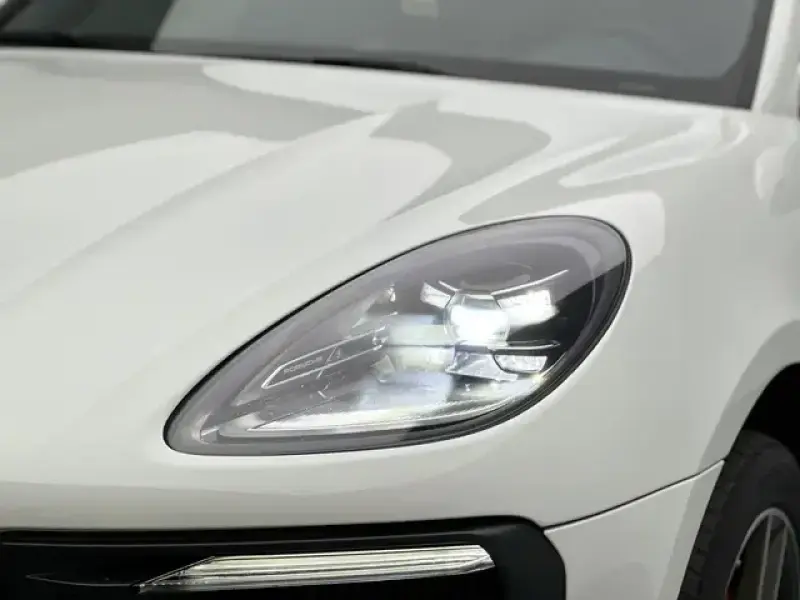 2023 Porsche Macan с пробегом 71 000 км