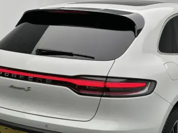 2023 Porsche Macan с пробегом 71 000 км