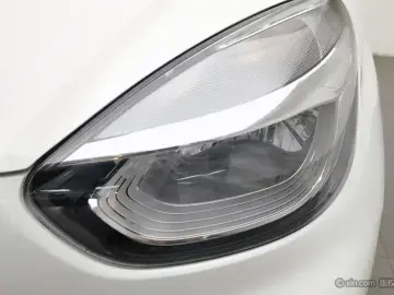 2022 Roewe Clever с пробегом 48 100 км