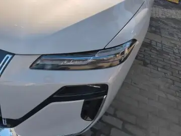 2025 Roewe M7 с пробегом 4 000 км
