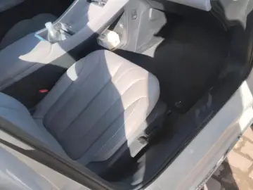 2025 Roewe M7 с пробегом 4 000 км