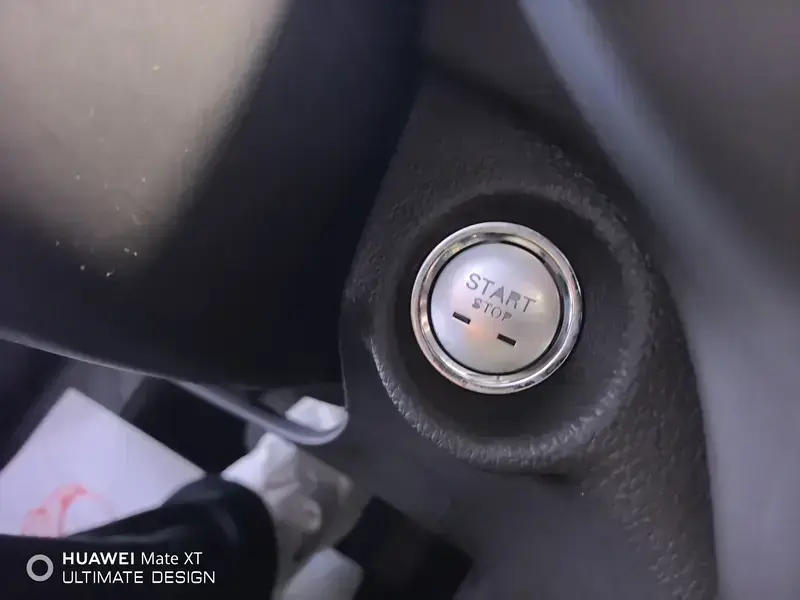 2018 Roewe RX8 с пробегом 80 000 км