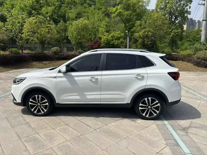 2020 Roewe RX3 с пробегом 56 000 км