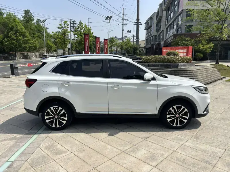 2020 Roewe RX3 с пробегом 56 000 км
