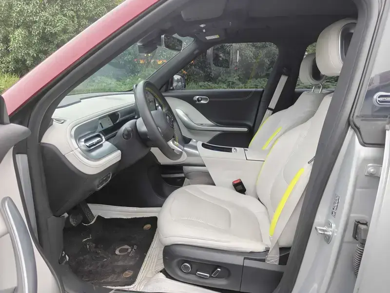 2023 Smart #1 с пробегом 37 000 км