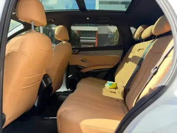2024 BYD Song L с пробегом 17 000 км