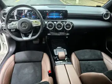 2022 Mercedes-Benz A-Класс с пробегом 35 000 км