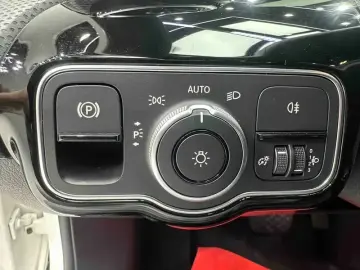 2022 Mercedes-Benz A-Класс с пробегом 75 400 км