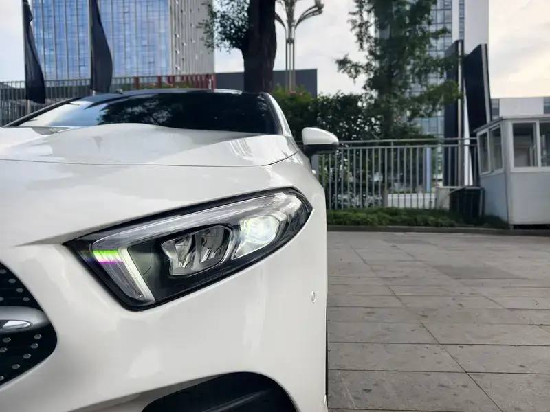 2022 Mercedes-Benz A-Класс с пробегом 35 500 км