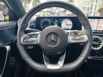 2022 Mercedes-Benz A-Класс с пробегом 35 500 км