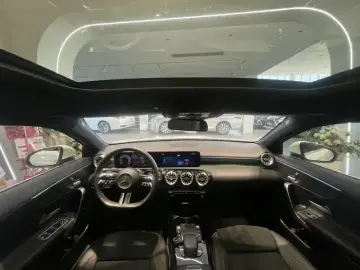 2023 Mercedes-Benz A-Класс с пробегом 42 000 км