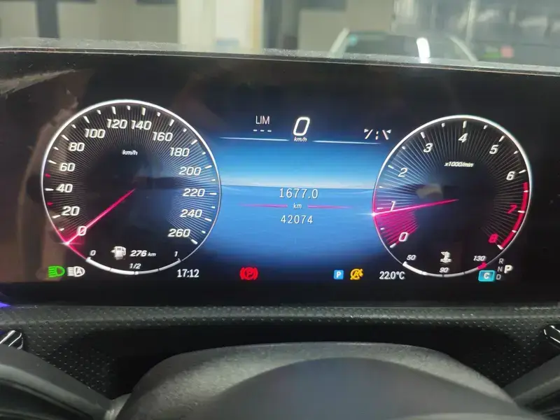 2023 Mercedes-Benz A-Класс с пробегом 42 000 км