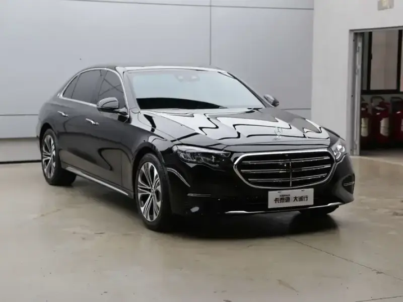 2025 Mercedes-Benz E-Класс с пробегом 9 000 км